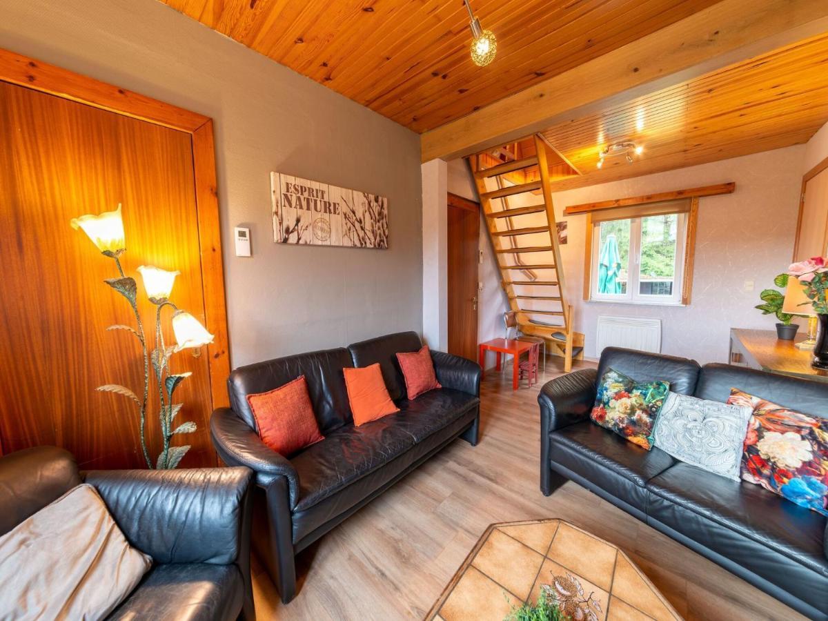 Pretty Holiday Home Near Durbuy And La Roche Erezee Exterior photo