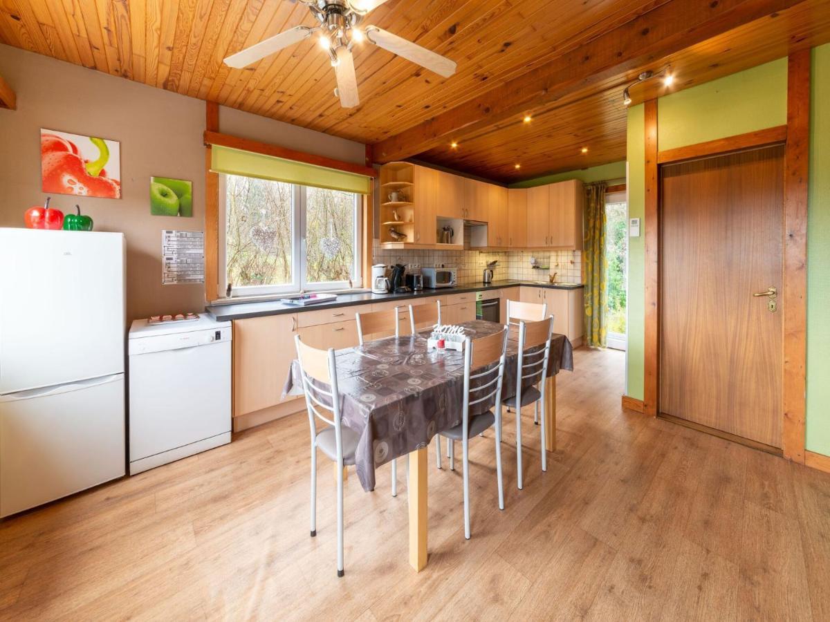 Pretty Holiday Home Near Durbuy And La Roche Erezee Exterior photo