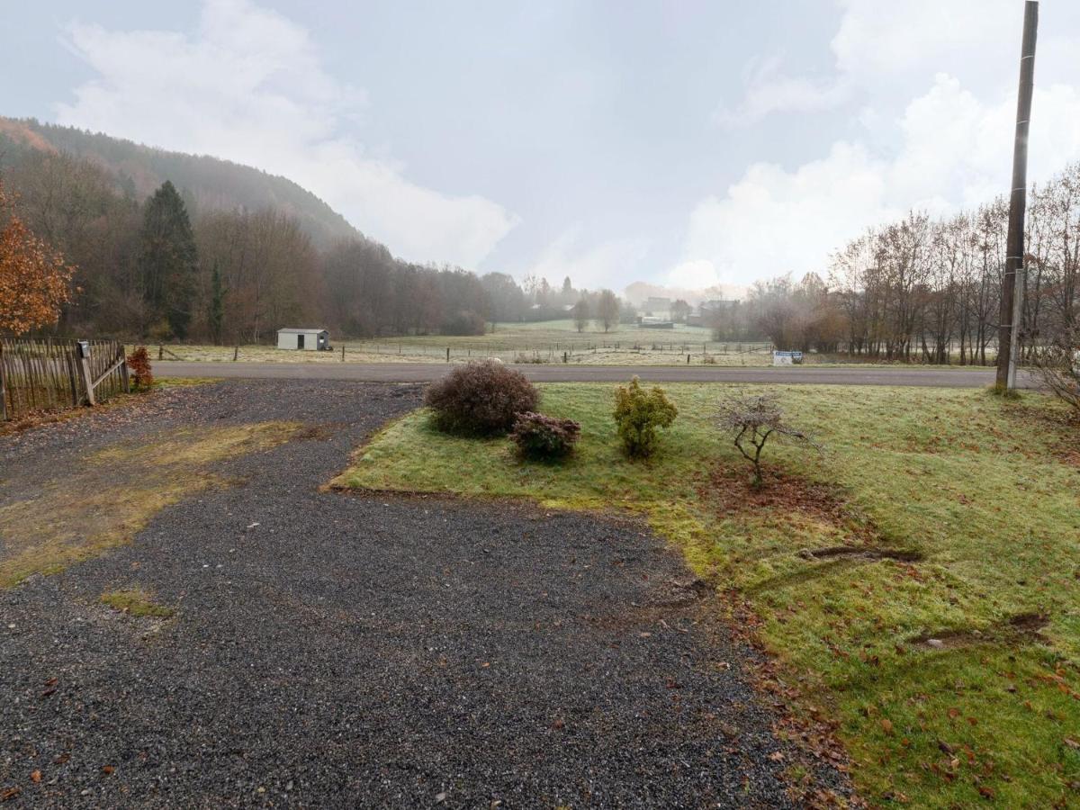 Pretty Holiday Home Near Durbuy And La Roche Erezee Exterior photo